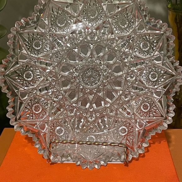 Elmira cut glass circle dish - Picture 2 of 6